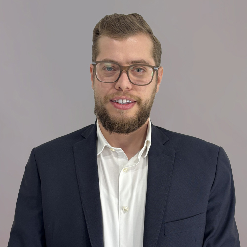 انمار الصمادي