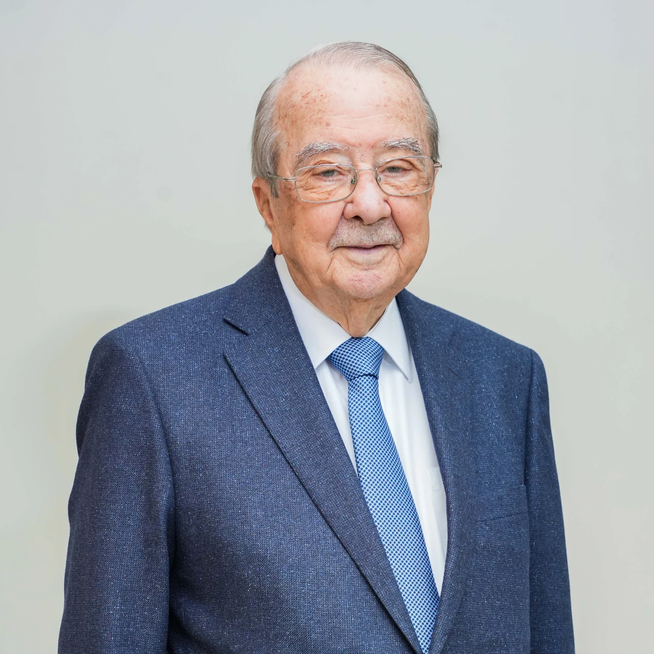 معالي الحاج حمدي محمد الطباع